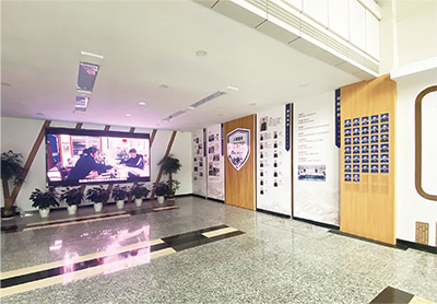 新城派出所一楼大厅